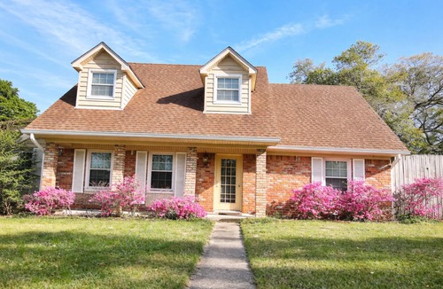 Mobile House | Perfect 4-bedroom house with AC in nice Mobile neighborhood