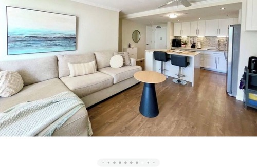 Ala Moana Condo | Perfect Ocean view 2-bedroom condo that’s centrally located near Ala Moana beach