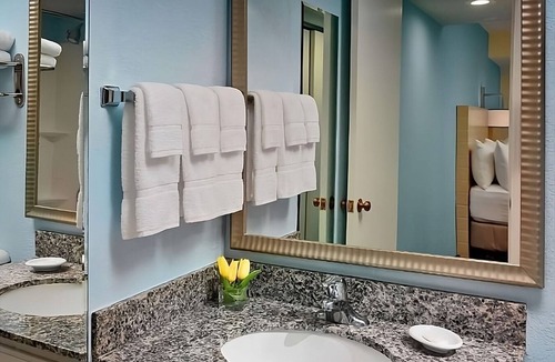Gunter Afs Hotel | Pet-friendly Accommodation W/Full Kitchen! FREE Parking, Pool, Tennis Court!