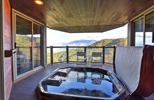 Chalet Village Cottage | Picturesque Cottage Retreat with a Private Hot Tub near Gatlinburg, Tennessee