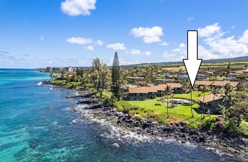 Honokowai House | Polynesian Shores 111 · PS 111 Updated Condo w Ocean Views Pool