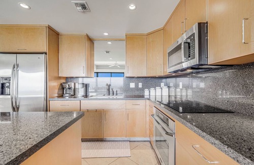 Wailea Condo | Premium Oceanfront Makena Surf #F-102 with Central AC & Island Views
