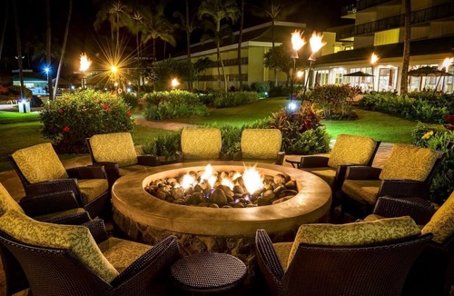 Hanamaulu House | Prime Location! 4 Comfortable Units, Outdoor Pool, Minutes to Lydgate State Park