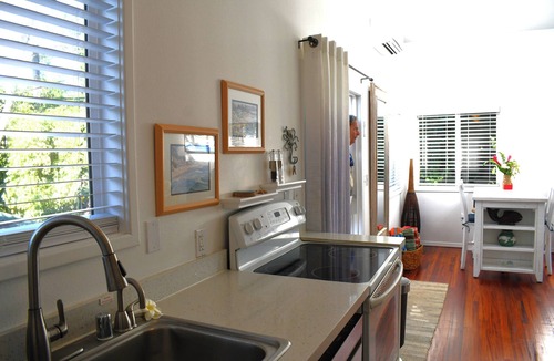 Waialee Apartment | Pristine Haleiwa North Shore Beachside Retreat-30 night minimum!
