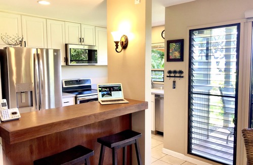 Wailea Condo | Private Ocean View - Lanai Remodeled Wailea Condo - Pools, Parking & Fast WiFi