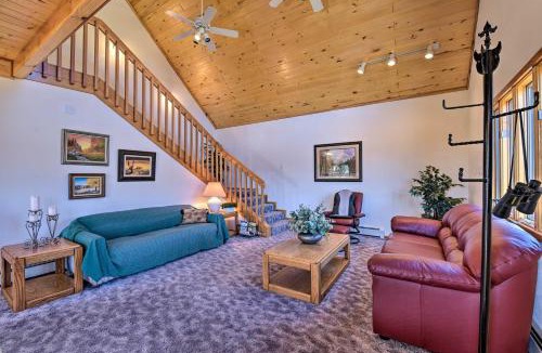 Jaroso House | Questa Home w/Views - 13 Mi to Red River Skiing!