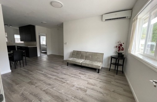 Eastern Honolulu House | Quiet neighborhood- 2 bedroom & 1 bathroom with 2 tandem parking!