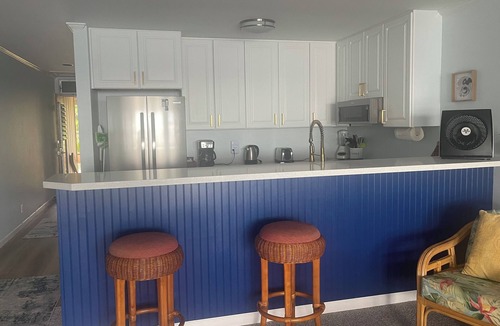 Wailua Condo | Recently Fully Renovated-Oceanfront, Top floor, Million Dollar View, Sleeps - 2