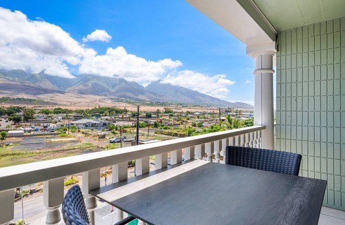 Historic Lahaina Front Street Apartment | Relaxing Mountain View Studio – Lahaina Shores