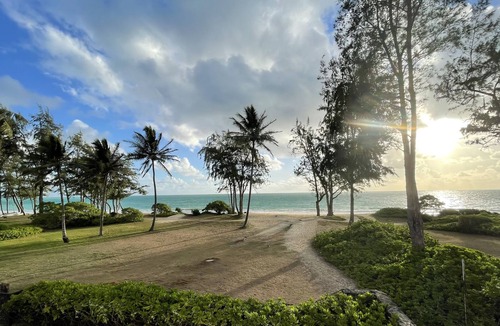 Waimanalo Beach House | Remodeled Beachfront Home w/Ocean views covered Lanai & AC - 15 min from Kailua