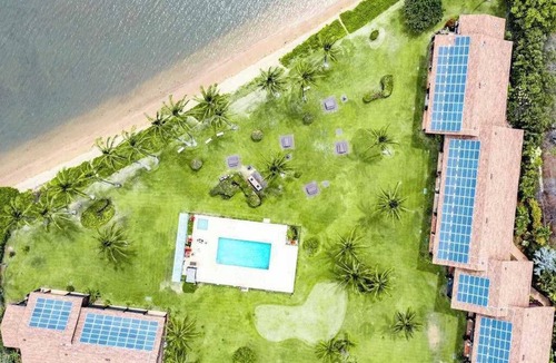 Kaunakakai Condo | Remodeled Molokai Condo with Ocean Views, WiFi, Pool & Grills