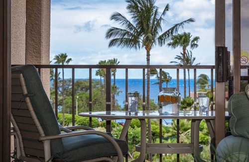 Kihei Condo | REMODELED-RARE 3 BEDROOM-OCEAN VIEWS-AC-SLEEPS 8-METICULOUS CLEANING