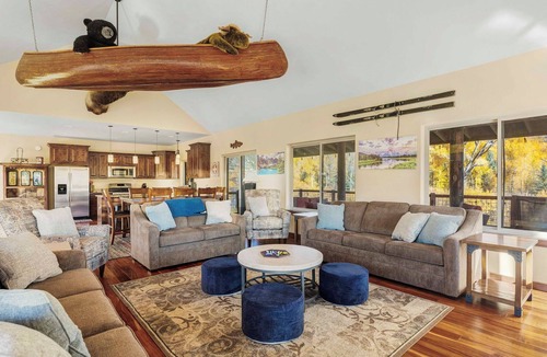 South Fork Cabin | Rio Oasis - Riverside Tranquility