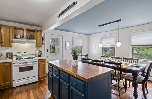 Ithaca House | River front in the heart of Ithaca!