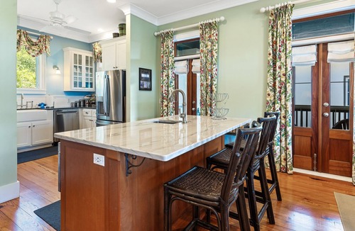 West Panama City Beach House | Rosemary Beach "Freedom at the Beach" |4BR |Sleeps 9 |2 Kings| CLOSE to Beach