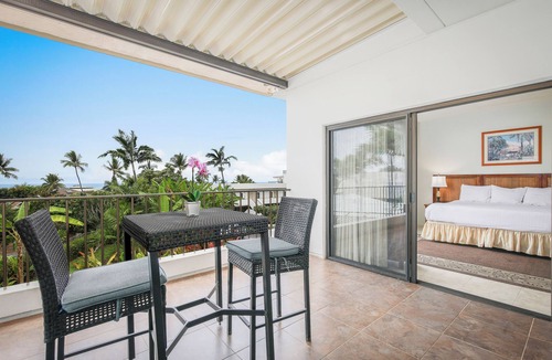 Kailua-Kona Condo | Royal Sea Cliff Kona Garden View 1 Bedroom