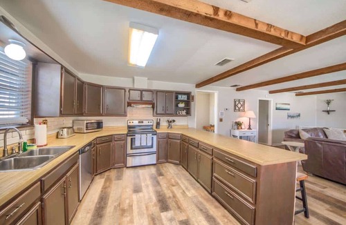 New Braunfels House | RR 1300 Hondo's River Haus