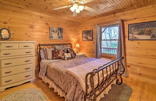 Purlear Cabin | Rustic Purlear Cabin w/ Mtn Views & Game Room