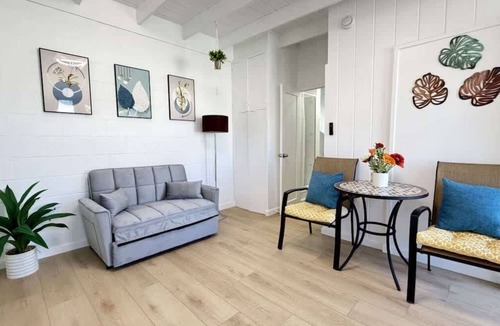 Ala Moana Apartment | Rycroft Residence 1BR Apt with AC & Full Kitchen