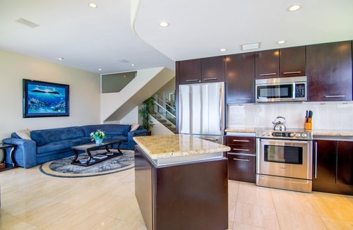 Kapalua Condo | SALE! Luxurious Ocean Front Penthouse 2Bd/3Bath Save 200 USD/night on open dates
