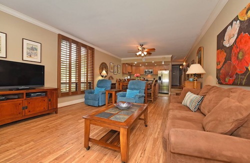 Honokowai Condo | "Seas the Day" at Hale Mahina 1 BR ground floor condo.Ocean from property *