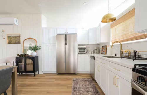Southwest Anaheim House | Serene & Cozy Getaway Home - Close to Disney and Family Friendly