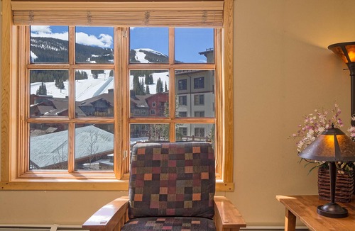 Copper Mountain Village Condo | Ski mountain views, hot tubs and small heated pool! Free Parking and Wifi