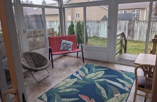 Grandville House | Spacious 4-bedroom house in fantastic Grandville with WiFi, AC