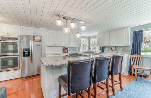 Saugatuck House | Spacious 5-bedroom home in Saugatuck, short walk to downtown, perfect for family getaways.