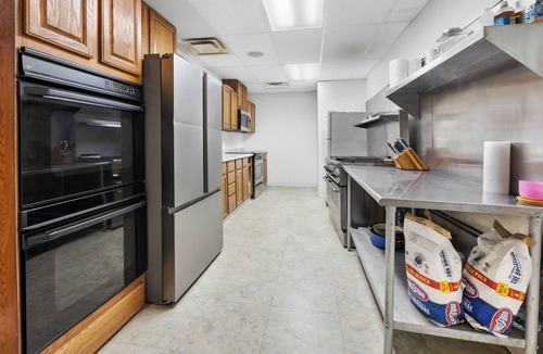 Ketchum House | Spacious 6-bedroom house with trailer parking