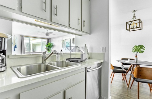 Carlson Park Apartment | Spacious Culver City 2BR, nr Fox Mills Mall & Groceries, by Blueground