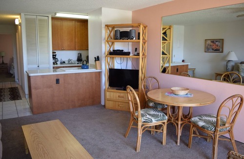 Kihei Condo | Spacious, Ground Floor Condo within Steps to Pool or Beach