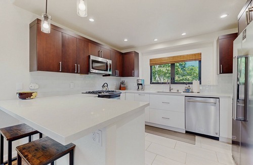 Princeville House | Spacious home with charming views from lanai - walk to the beach