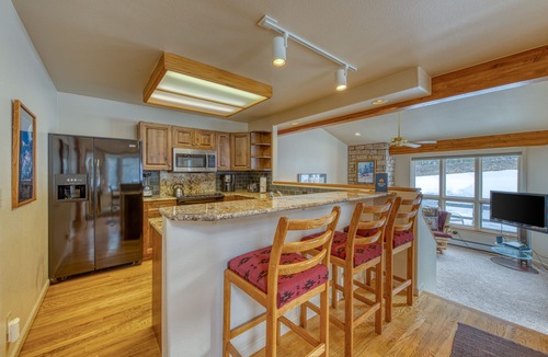 East Village at Copper House | Spacious resort home w/private garage, hot tub & laundry. Bus to slope