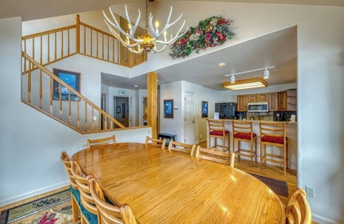 East Village at Copper House | Spacious resort home w/private garage, hot tub & laundry. Bus to slope