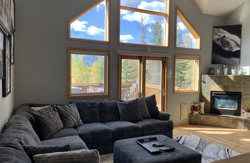 Wildernest House | Spectacular Mountain House w/breath taking views!