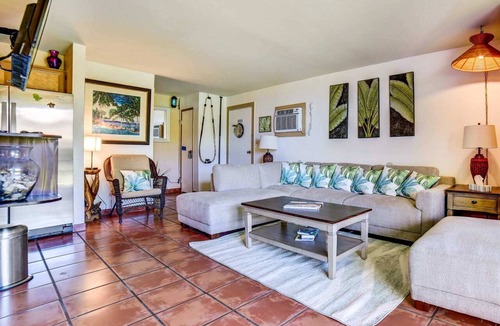 Kihei Condo | Steps to Sugar Beach!