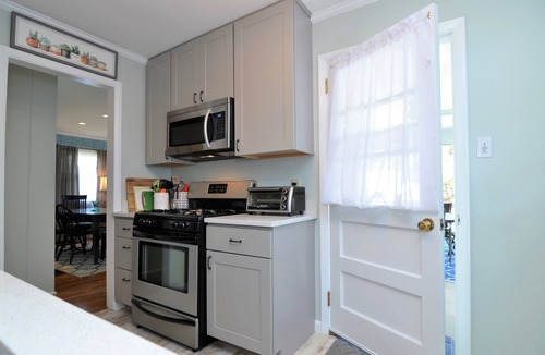 Rehoboth by the Sea House | STEPS TO THE SEA AND SAND IN DEWEY BEACH