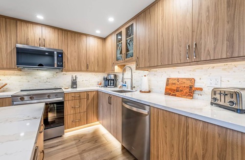 Kihei Condo | STUNNING BRAND NEW REMODEL-CUSTOM FINISHES-WELL EQUIPPED-LARGE LANAI-AC