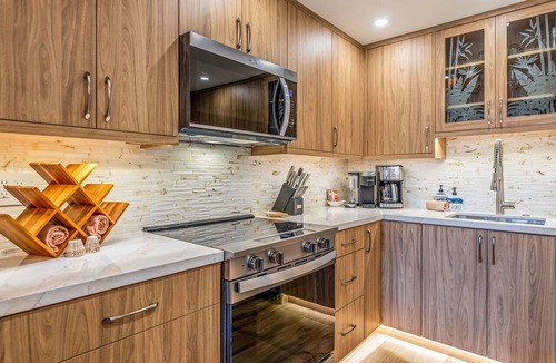 Kihei Condo | STUNNING BRAND NEW REMODEL-CUSTOM FINISHES-WELL EQUIPPED-LARGE LANAI-AC