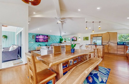 Princeville House | Stunning home , AC, Mtn &waterfall views, 86"TV, walk to beach & golf