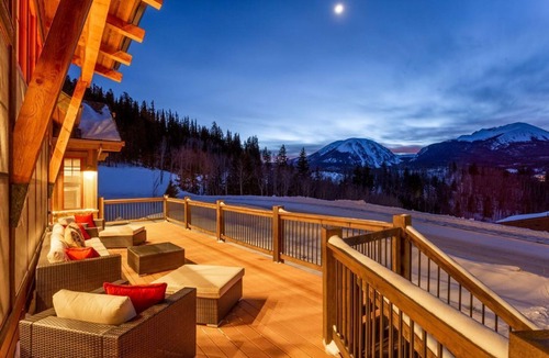 Silverthorne House | Stunning Mountain Escape - easy access to Keystone, Breckenridge, Copper, & Vail
