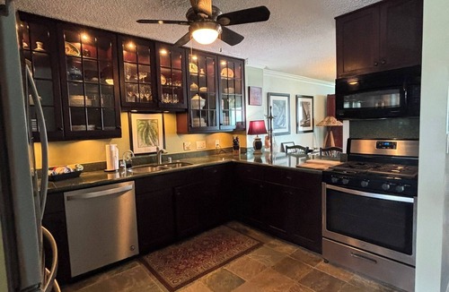 Hilo Condo | Stunning Ocean Front views, 2-bedroom condo w/lanai next to Richardson's Beach