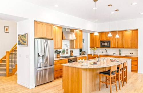 Newlands House | Stylish Home with Pool & Game Room, 5-min to Downtown