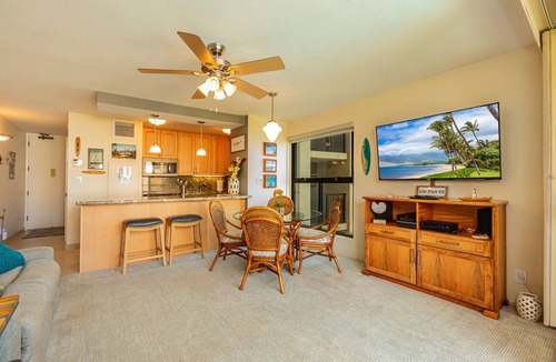 Kihei Condo | Sugar Beach Resort, #412 1 Bedroom Condo by RedAwning
