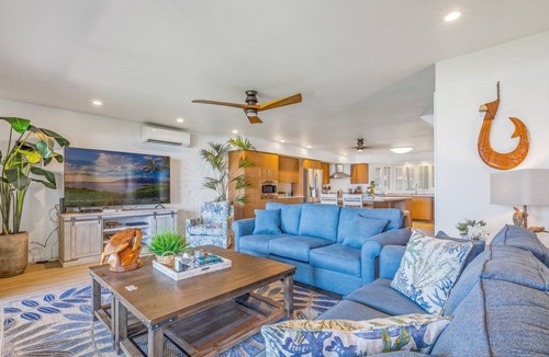 Downtown Lahaina House | SUMMER SALE! 3BD Oceanfront Townhome, Lanai, Lawn & Sunset Views - Puamana 254-2