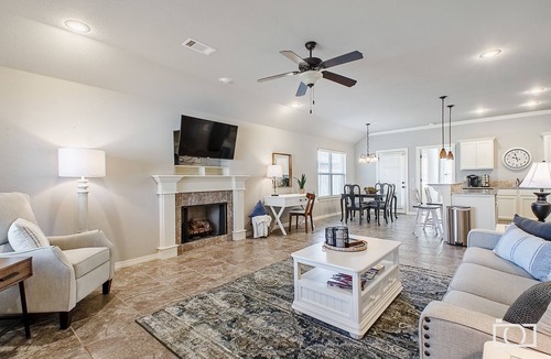 Fayetteville House | Sunbridge Villa- home in the heart of fayetteville