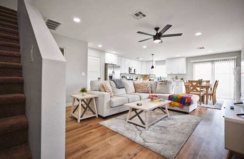 South Mountain House | Sunny Phoenix Escape - 8 Min to PHX Sky Harbor, Sleeps 6