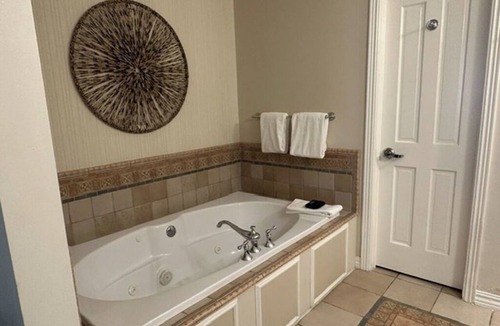 Key West Resort | Superb 2-bedroom condo w/ocean view at Hyatt Windward Pointe in vibrant Key West