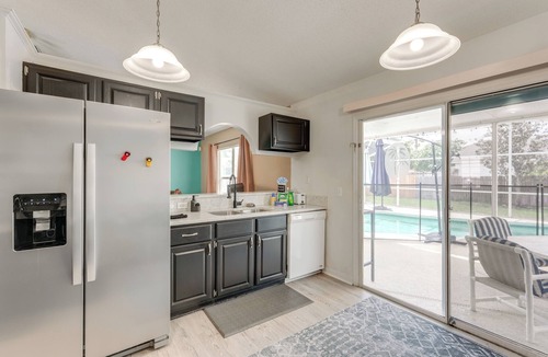 Sunridge Woods House | Swim, Golf & Explore: Family Gem in Davenport!